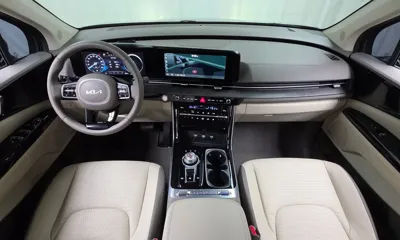 Kia Canival 2023, 75173 км, за 16187.64 USD - фото 7