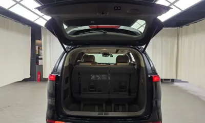 Kia Canival 2023, 75173 км, за 16187.64 USD - фото 20