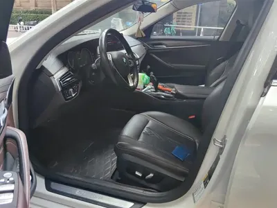 BMW 5 Series New Energy 2018, 53700 км, за 20040.81 USD - фото 9