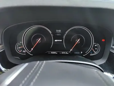 BMW 5 Series New Energy 2018, 53700 км, за 20040.81 USD - фото 14