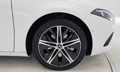Mercedes-Benz A-Class 2026, 123 км, за 25600.63 USD