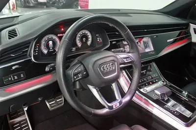 Audi Q8 2023, 37332 км, за 48247.34 USD - фото 12