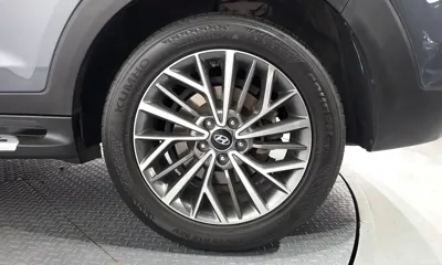 Hyundai Tucson 2019, 77673 км, за 10896.68 USD - фото 21