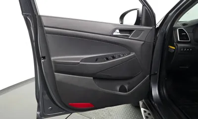 Hyundai Tucson 2019, 77673 км, за 10896.68 USD - фото 24