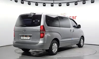 Hyundai Starex 2019, 51696 км, за 11842.37 USD