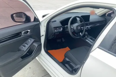 Honda Civic 2022, 90000 км, за 11717 USD - фото 29