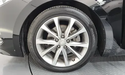 Hyundai Grandeur 2016, 237970 км, за 2593.77 USD