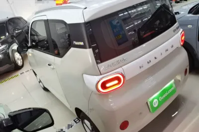 Wuling Hongguang MINIEV 2024, 12400 км, за 6317 USD