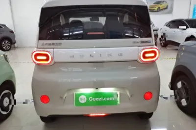 Wuling Hongguang MINIEV 2024, 12400 км, за 6317 USD