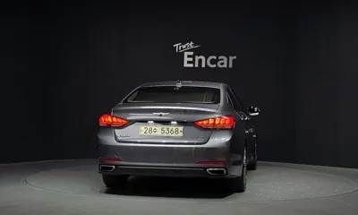 Hyundai Genesis 2014, 152140 км, за 6384.37 USD