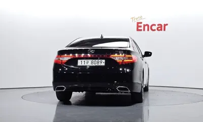 Hyundai Grandeur 2015, 165407 км, за 4889.33 USD