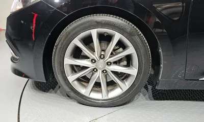 Hyundai Grandeur 2015, 165407 км, за 4889.33 USD