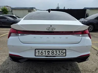 Hyundai Avante 2023, 17886 км, за 13121.96 USD - фото 7