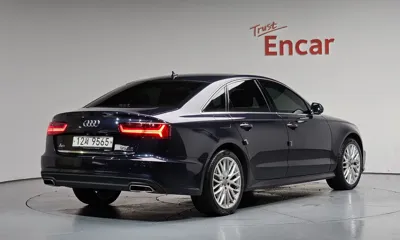 Audi A6 2018, 103584 км, за 11376.19 USD