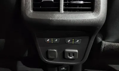ChevroletGMDaewoo Equinox 2022, 34369 км, за 14793.52 USD - фото 18