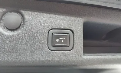 ChevroletGMDaewoo Equinox 2022, 34369 км, за 14793.52 USD - фото 19