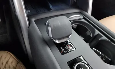 Land Rover Discovery 2024, 11443 км, за 49487.94 USD - фото 9
