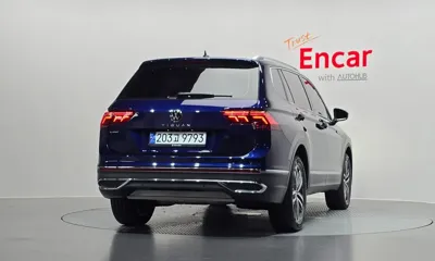Volkswagen Tiguan 2023, 32520 км, за 18362.95 USD