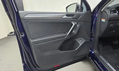 Volkswagen Tiguan 2023, 32520 км, за 18362.95 USD - фото 24