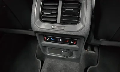 Volkswagen Tiguan 2023, 32520 км, за 18362.95 USD - фото 28