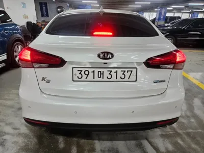 Kia K3 2017, 115112 км, за 4886 USD