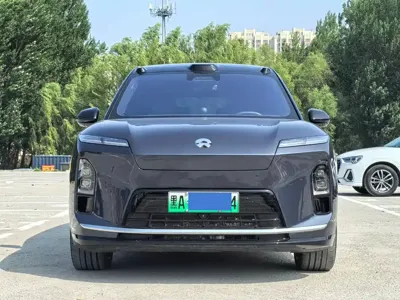 Nio ES8 · 2025 год