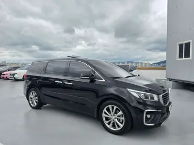 Kia Canival 2020, 195077 км, за 8131.68 USD