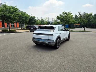 Hyundai Ioniq5 2022, 109301 км, за 13653.67 USD