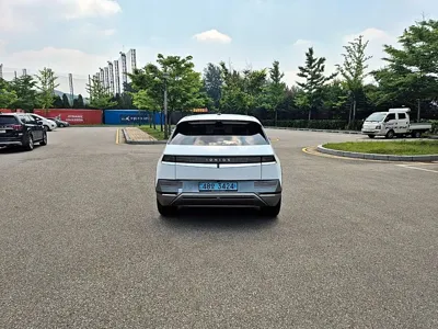 Hyundai Ioniq5 2022, 109301 км, за 13653.67 USD