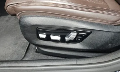 BMW 5-Series 2022, 55628 км, за 33051.32 USD - фото 29