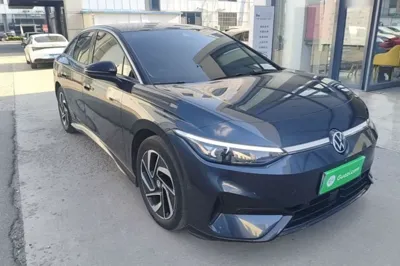Volkswagen ID.7 VIZZION 2024, 36000 км, за 18666 USD