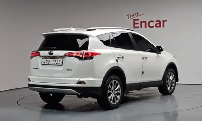 Toyota RAV4 2018, 85590 км, за 14113.17 USD