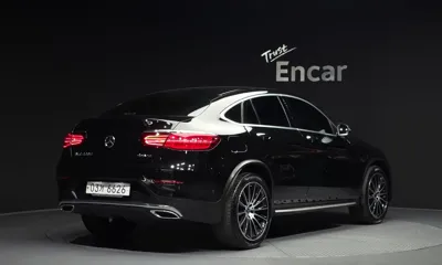 Mercedes-Benz GLC-Class 2018, 99300 км, за 18232.72 USD