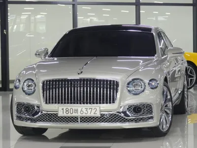 Bentley Flying Spur · 2021 год