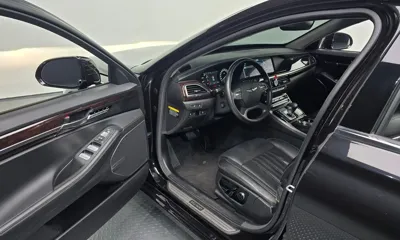 Genesis EQ900