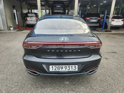 Hyundai Grandeur 2020, 125238 км, за 12034.88 USD