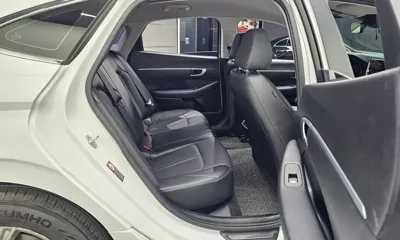 Hyundai Sonata 2020, 288030 км, за 6055.87 USD - фото 12