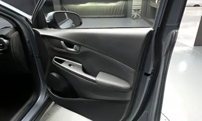 Hyundai Kona 2018, 52907 км, за 9823.06 USD - фото 24