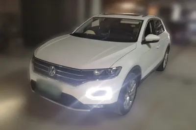 Volkswagen T-Roc · 2021 год