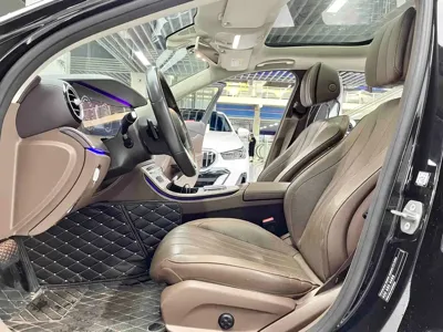 Mercedes-Benz E-Class 2020, 86000 км, за 30371.67 USD