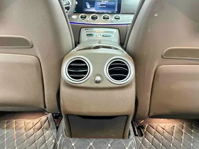 Mercedes-Benz E-Class 2020, 86000 км, за 30371.67 USD - фото 16