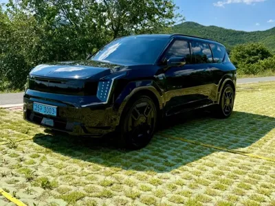 Kia EV9 · 2024 год