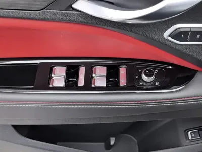 Geely Xingyue 2020, 25000 км, за 7327.7 USD - фото 9