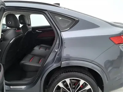Geely Xingyue 2020, 25000 км, за 7327.7 USD - фото 15