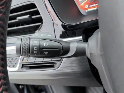 Geely Xingyue 2020, 25000 км, за 7327.7 USD - фото 21