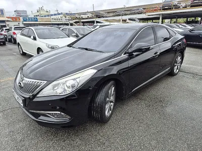 Hyundai Grandeur · 2015 год