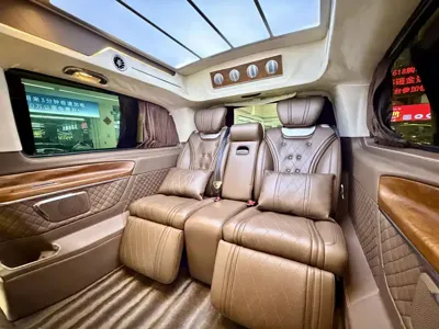 Mercedes-Benz V-Class 2021, 60000 км, за 37962.77 USD - фото 14