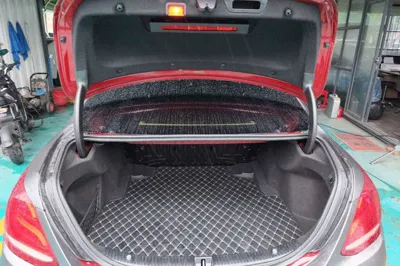 Mercedes-Benz C-Class 2017, 126600 км, за 12064 USD - фото 19