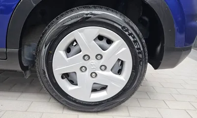 Hyundai Venue 2020, 83269 км, за 7416.09 USD - фото 21