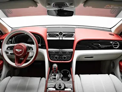 Bentley Bentayga 2025, 4000 км, за 439661.87 USD - фото 11